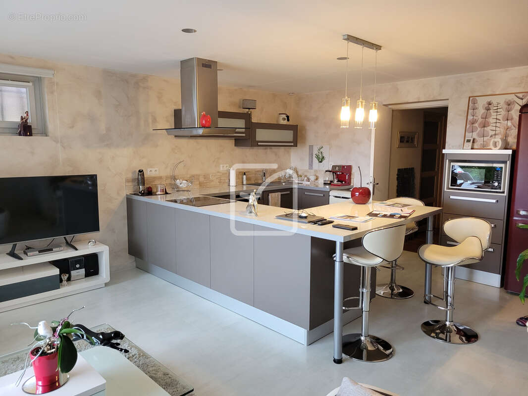 Maison à LIVRON-SUR-DROME