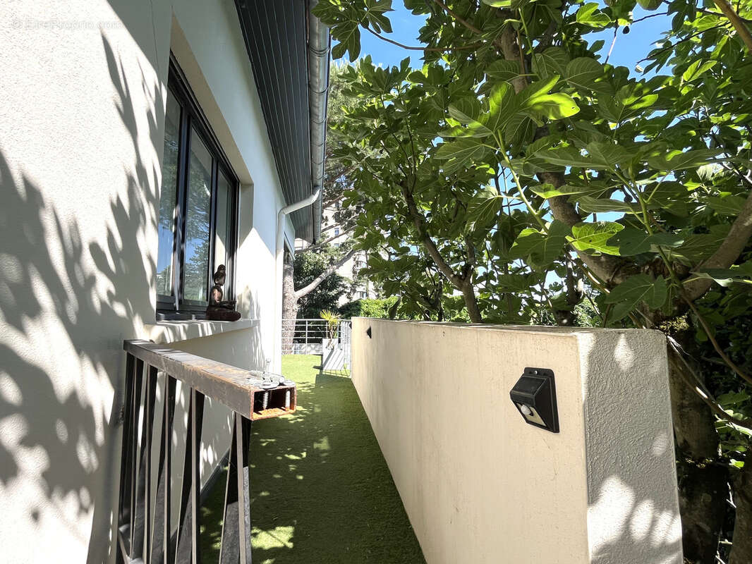 Maison à CHAMPAGNE-AU-MONT-D'OR