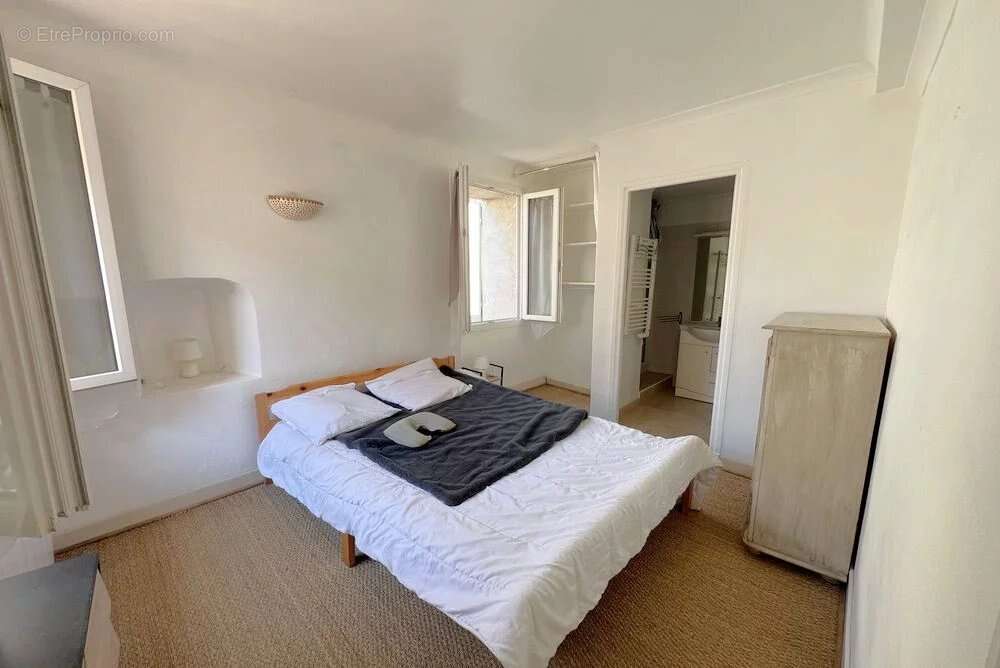 Appartement à MONTAUROUX