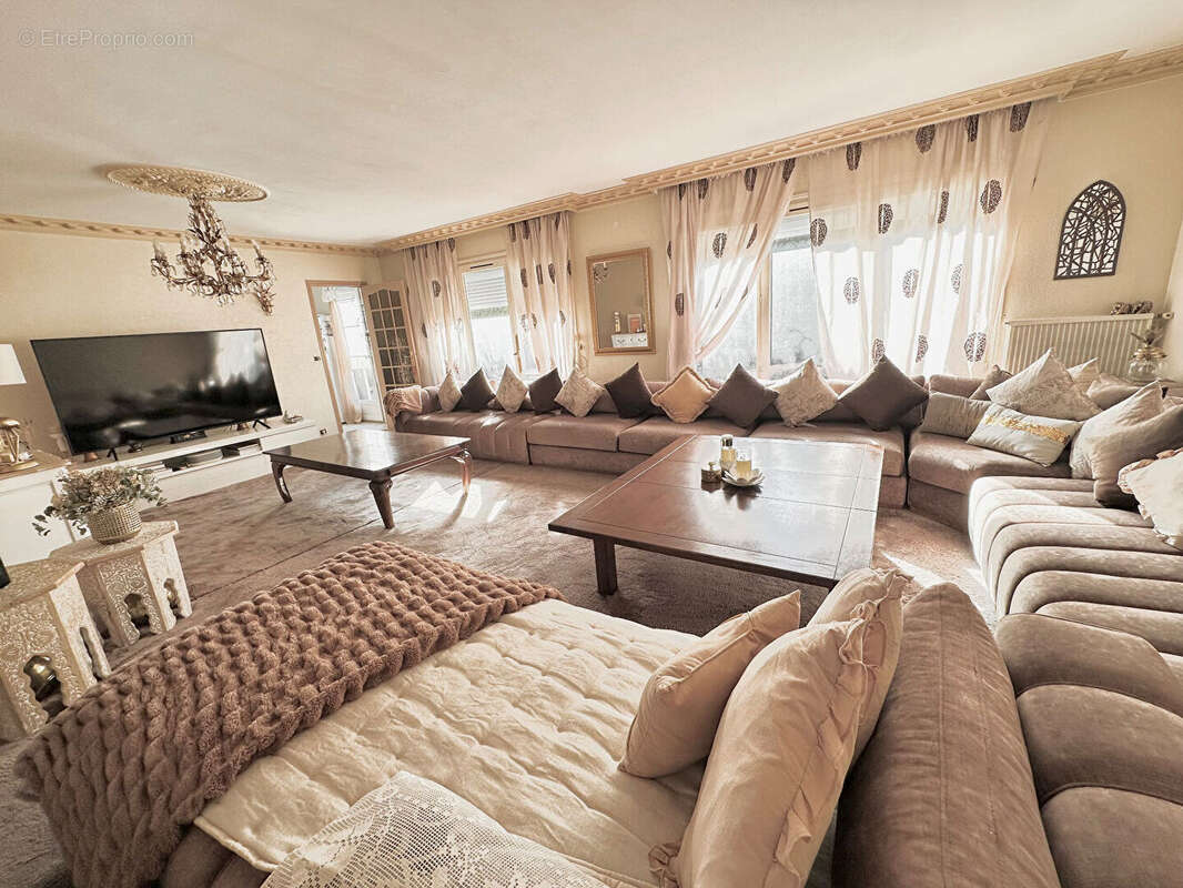 Maison à JOUE-LES-TOURS