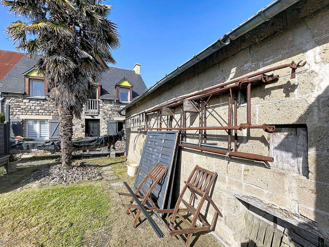 Maison à MONT-DOL