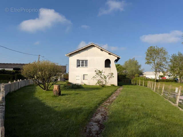 Maison à RANG-DU-FLIERS