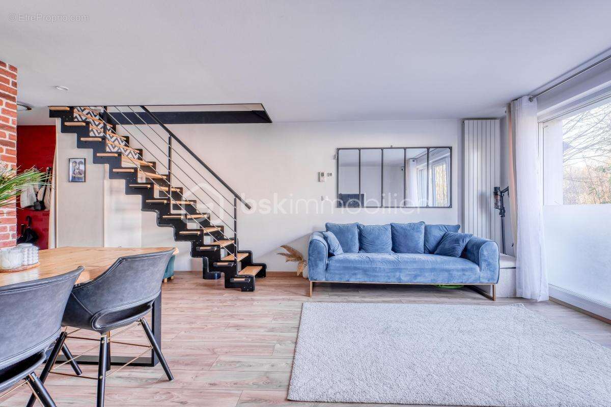Duplex proche Centre Ville au Calme + balcon + box - photo 2