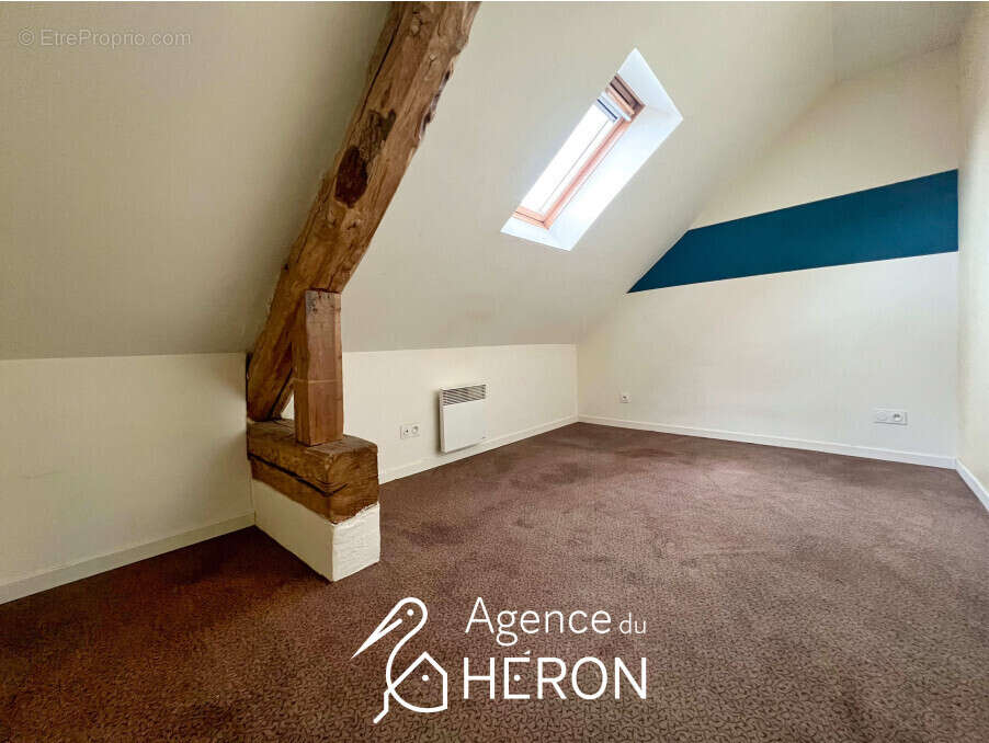 Maison à BEAUNE-LA-ROLANDE