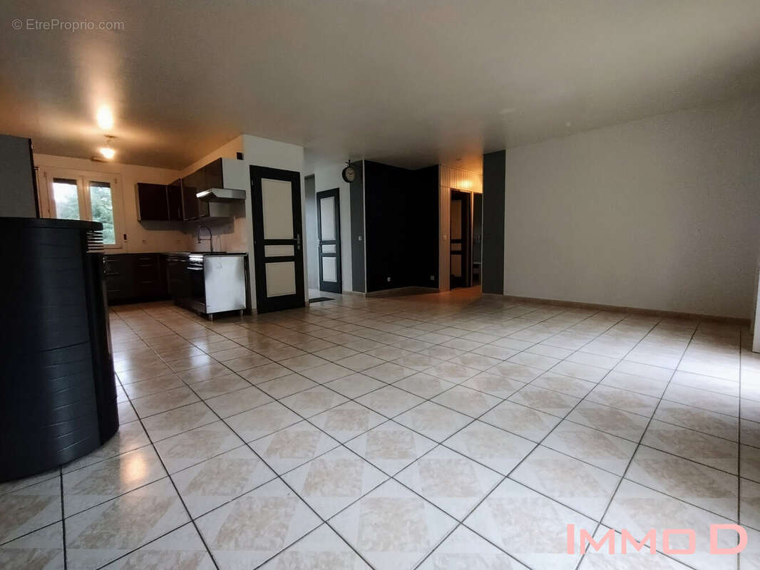 Maison à LES FORGES