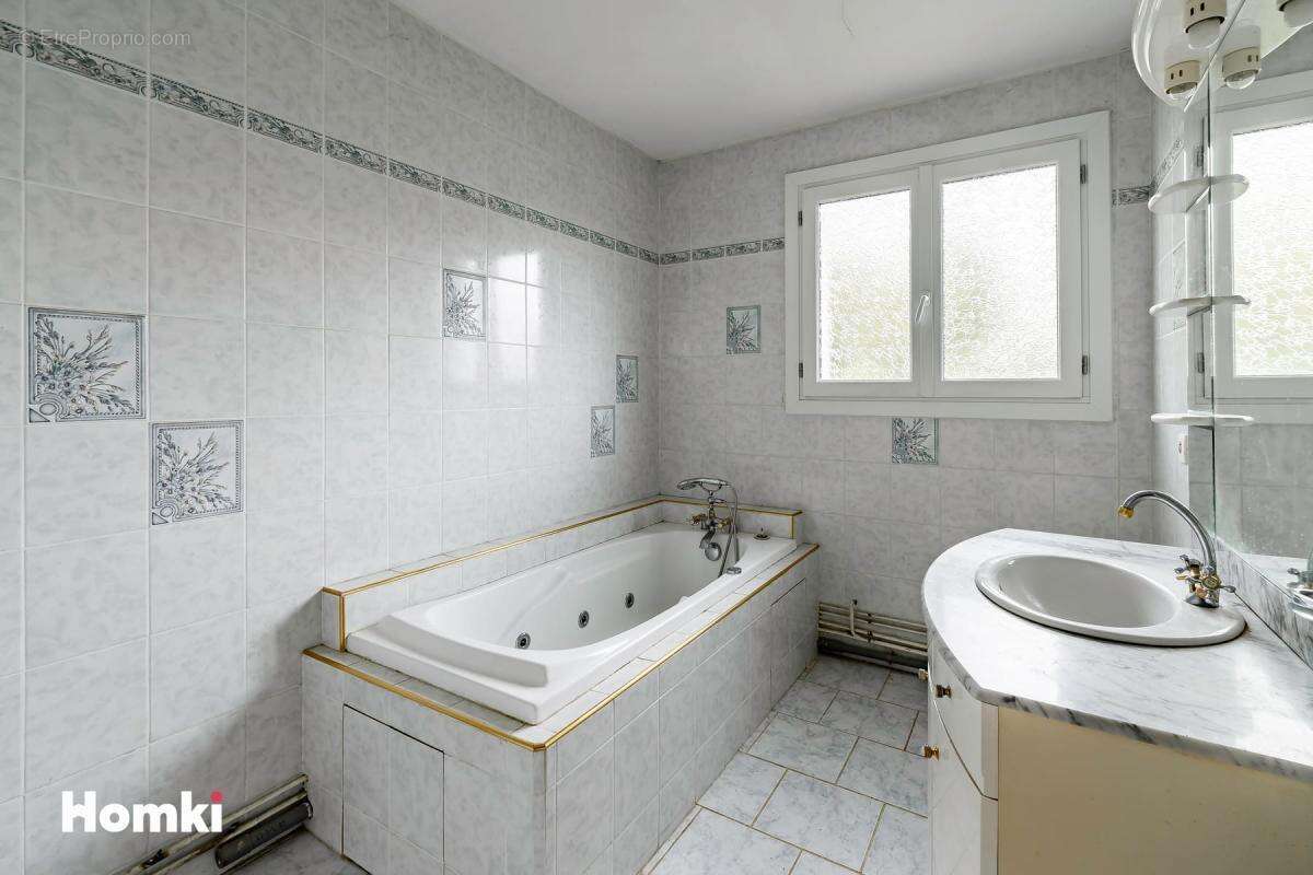 Maison/Villa T5 de 98 m² à Libourne 33500 - photo 16