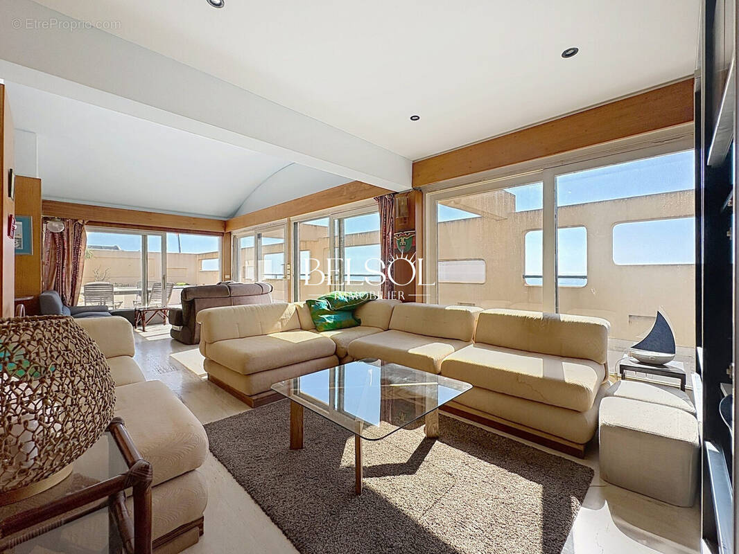 Appartement à SAINT-CYPRIEN