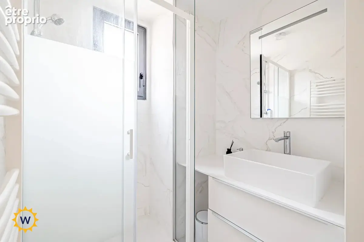 Nice Ouest – Appartement-villa d’exception avec terrasse de 55 m², vue mer et collines - photo 15