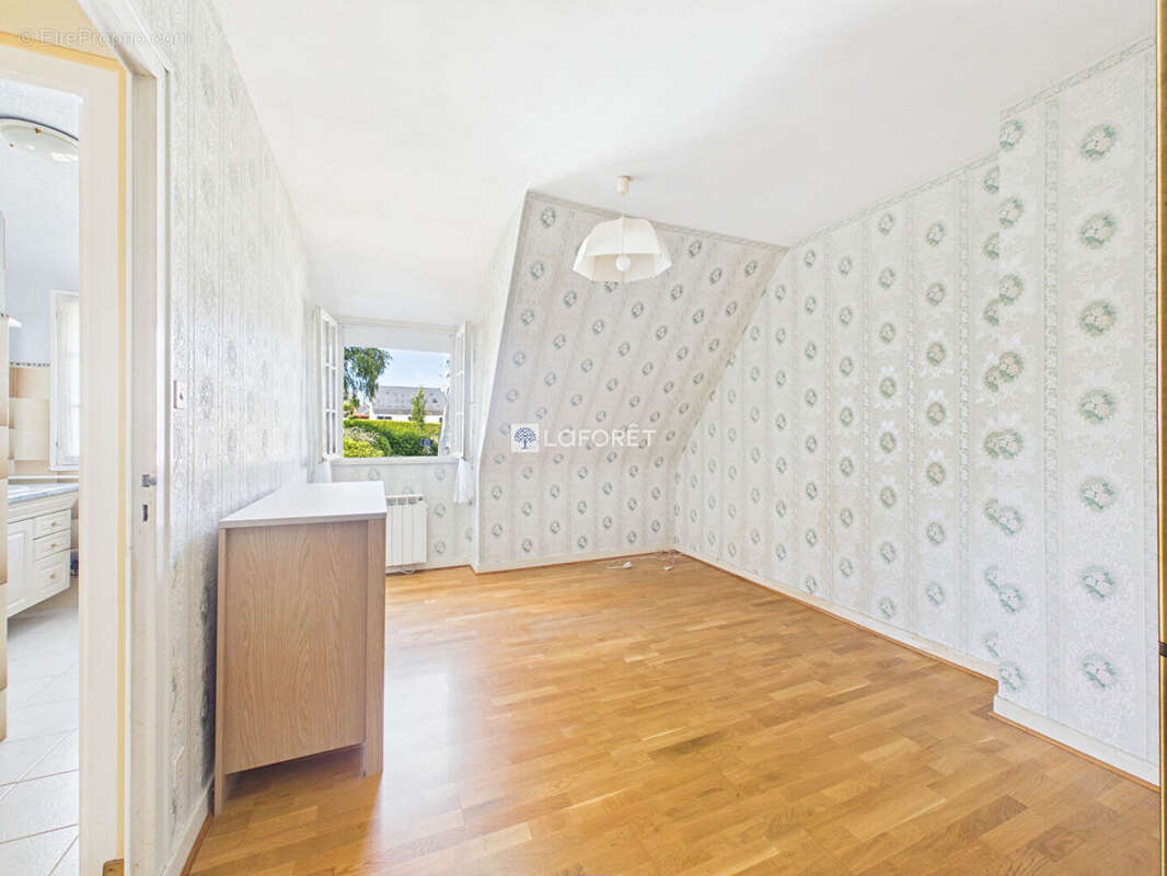 Maison Pluguffan - 4 pièces - photo 9