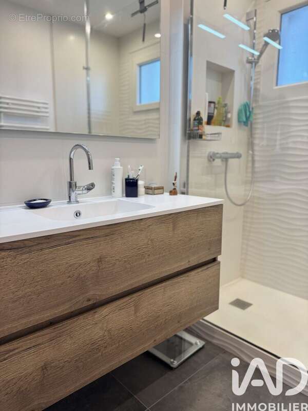 Photo 9 - Appartement à LE BOUSCAT