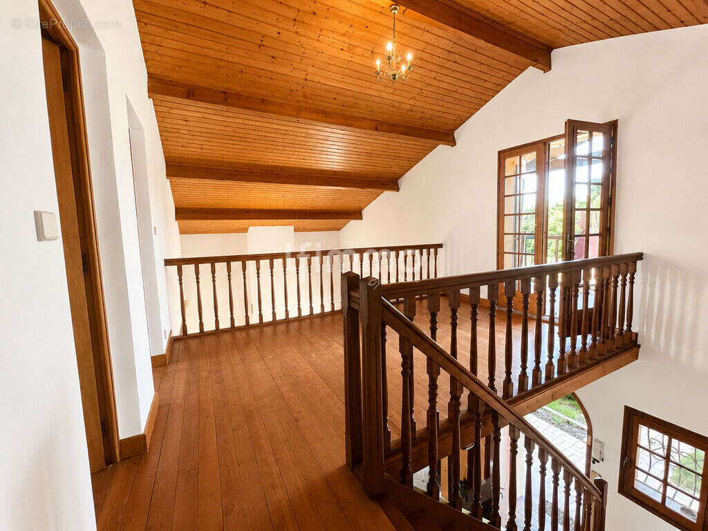 Maison à CADAUJAC
