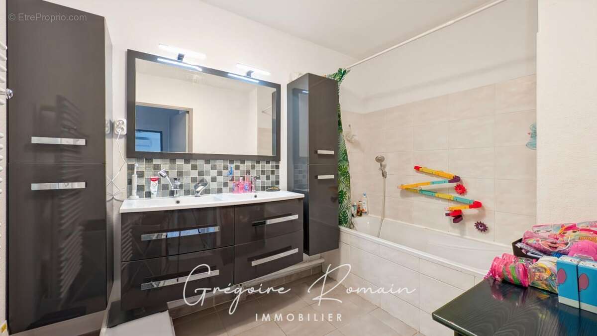 Appartement à VITROLLES