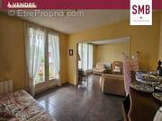 Appartement à LONS