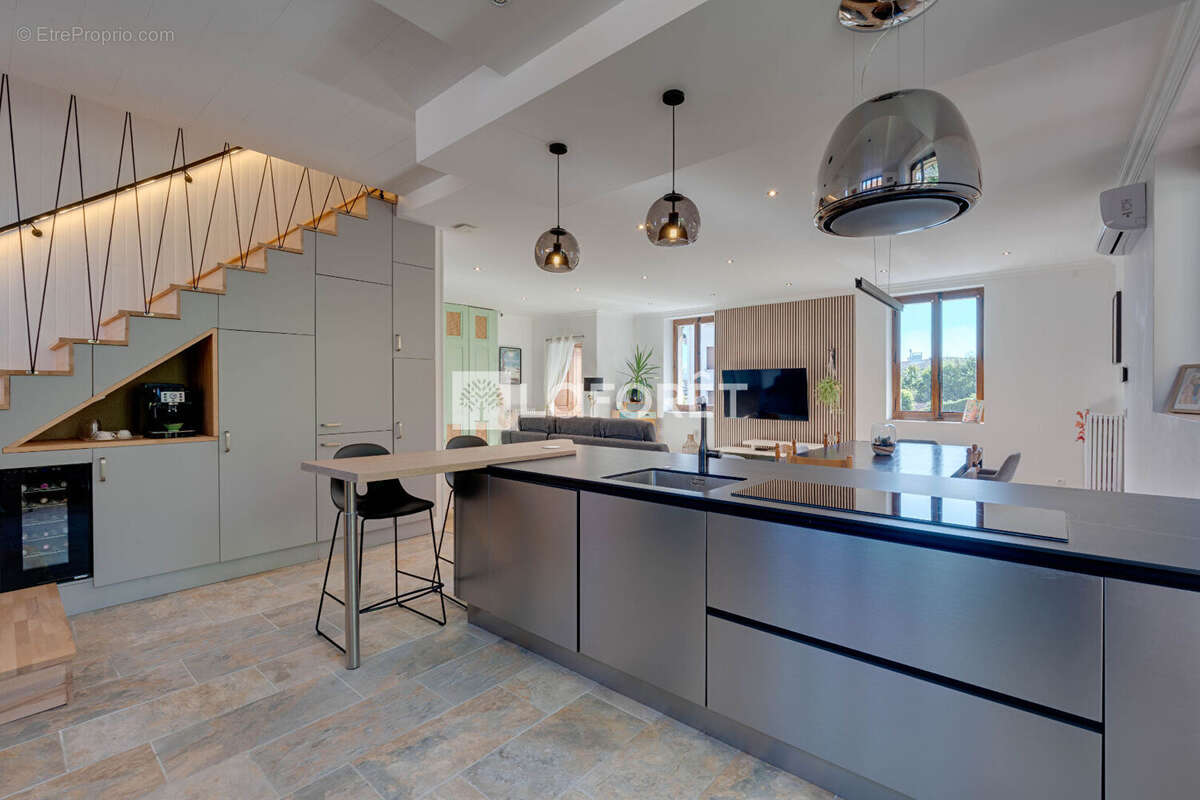 Appartement à EVIAN-LES-BAINS
