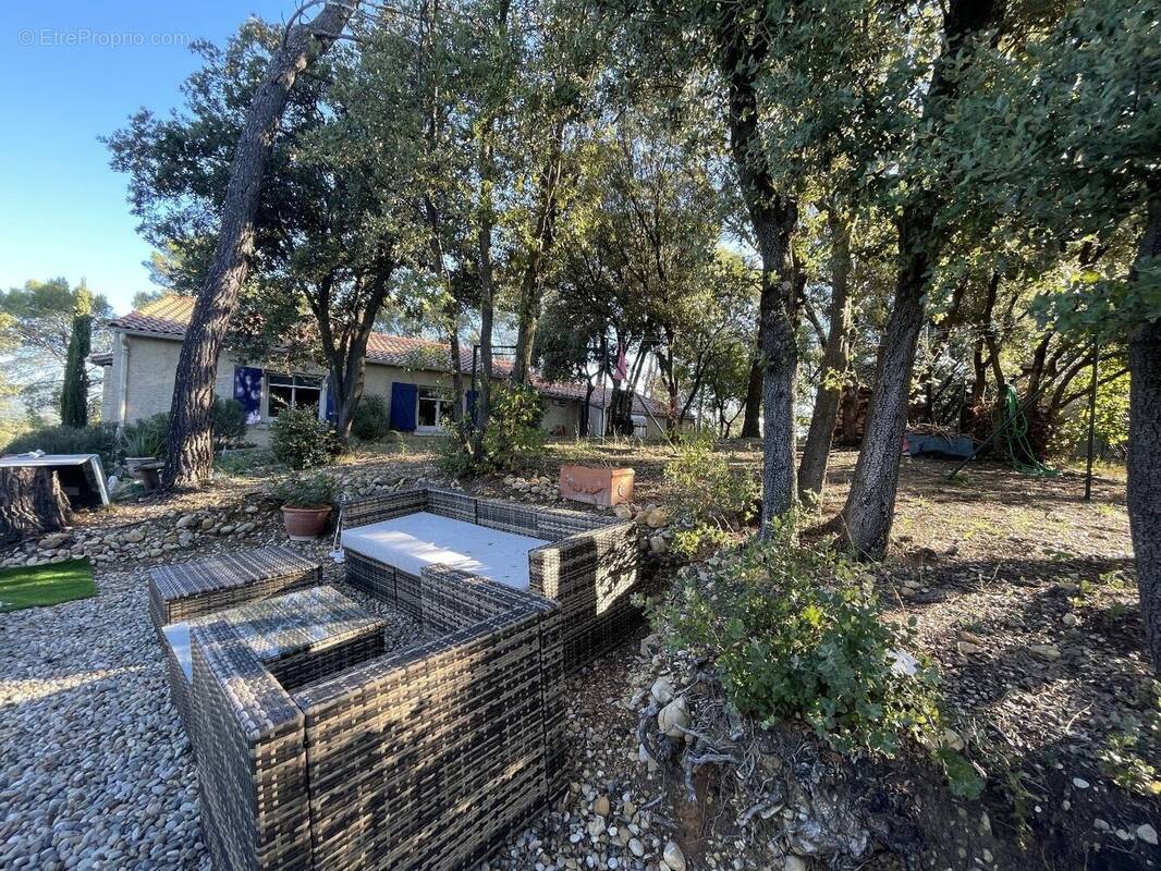 Maison avec piscine au calme - photo 5