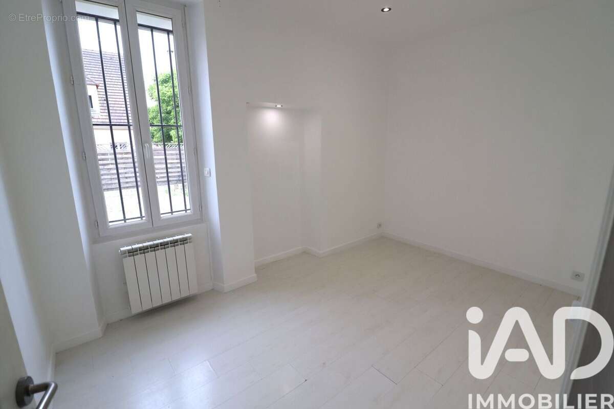 Photo 8 - Appartement à CHAMPAGNE-SUR-SEINE