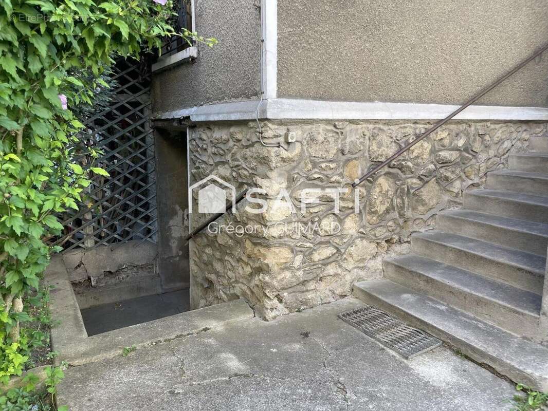Maison 64 m² à Creteil  - photo 8
