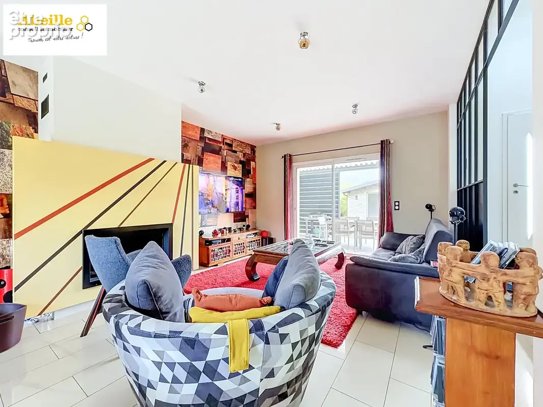 Maison contemporaine de 141 m2 hab. dependance de 29 m2. garage. terrain 800 m2. - photo 8