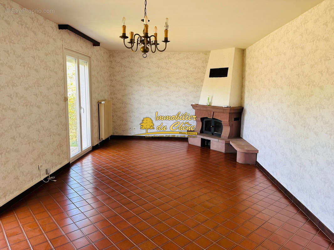 Maison à LUXEUIL-LES-BAINS