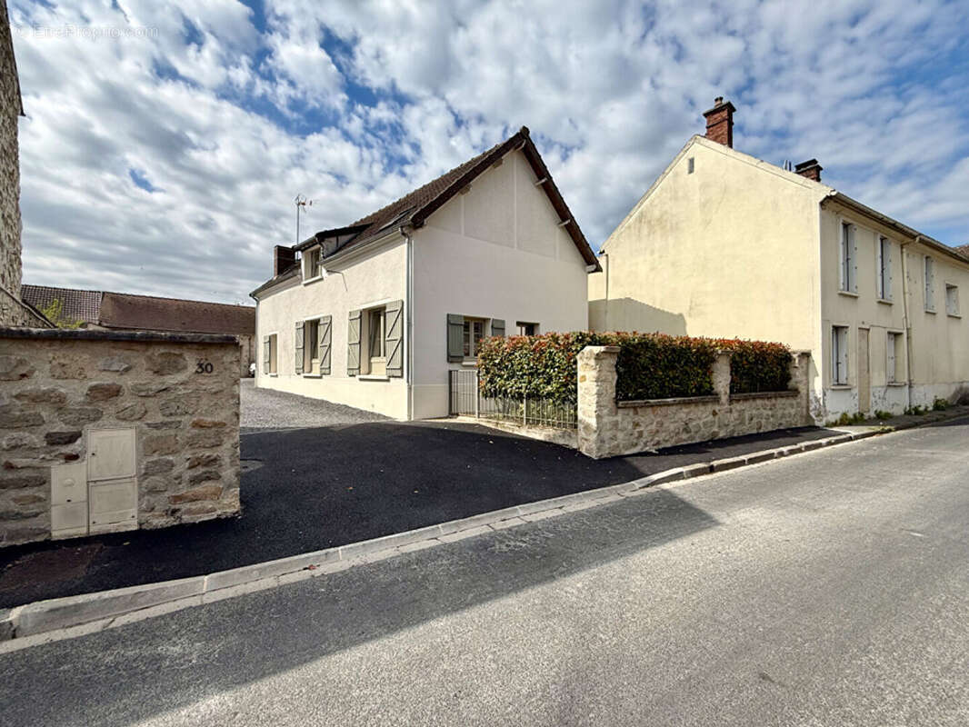 Maison à SENLIS