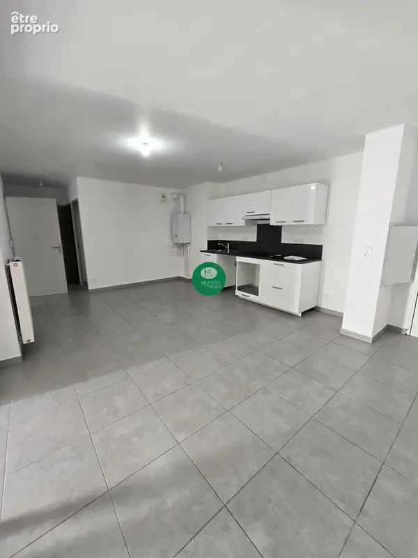 Appartement T3 avec garage et place de parking - photo 4