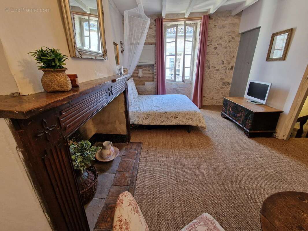 Appartement à MONFLANQUIN