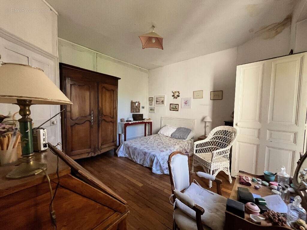 Maison 193 m² à Orleans  - photo 7