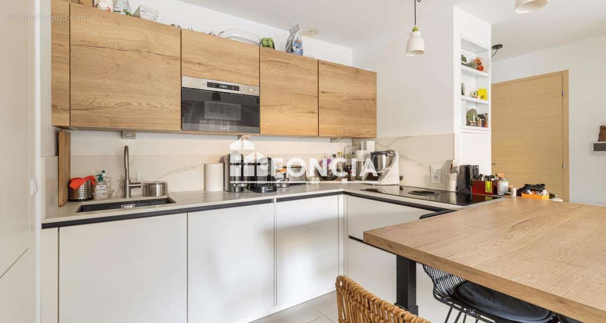 Appartement à MARSEILLE-8E