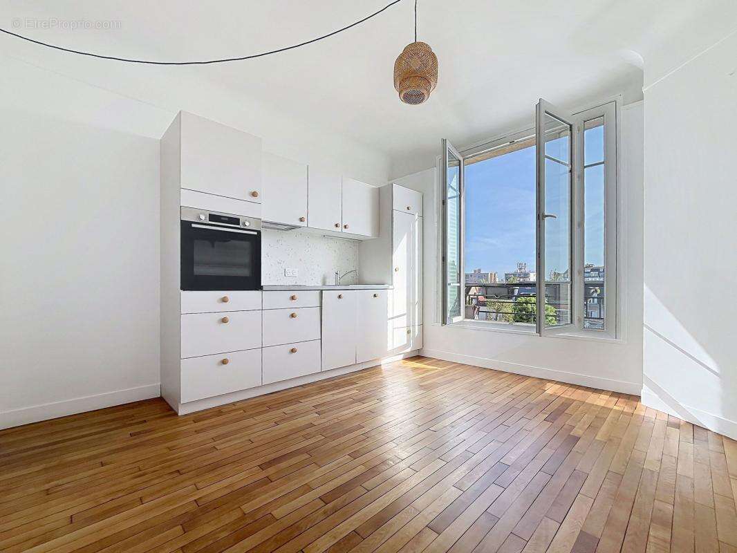 Appartement à ASNIERES-SUR-SEINE