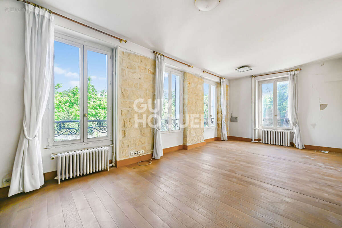 Maison à RUEIL-MALMAISON