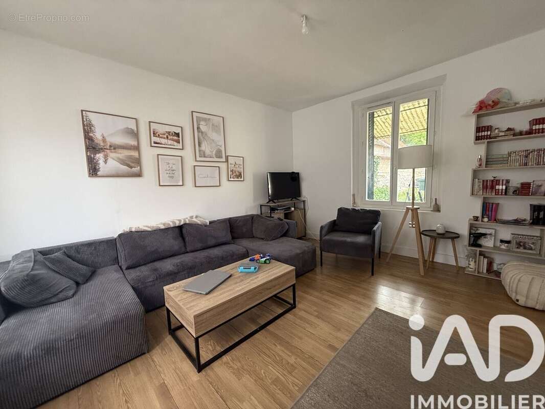 Photo 2 - Maison à LE VAUDREUIL