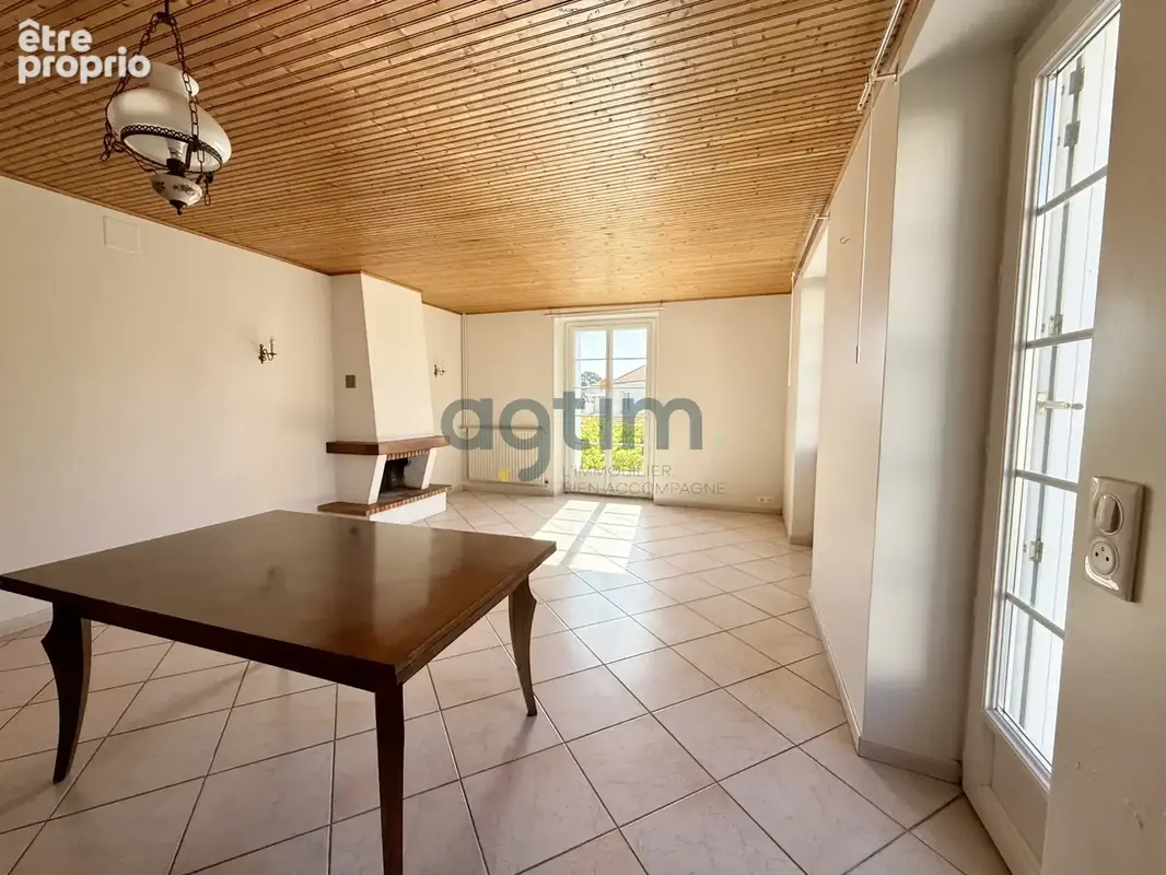 Chavagnes-en-Paillers, centre, maison 141m2 hab, 4 chambres, garage, dépendances, terrain 787m2, clos - photo 10