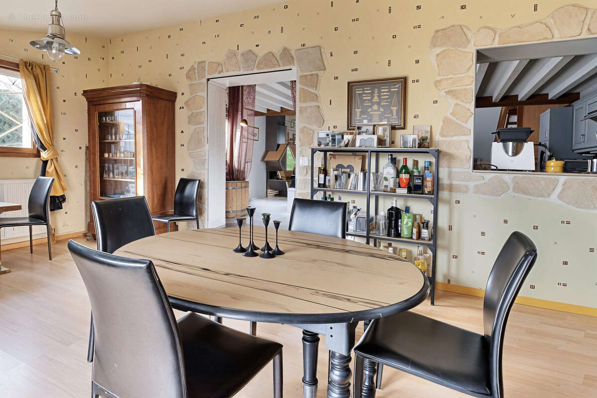 Maison à MIONS