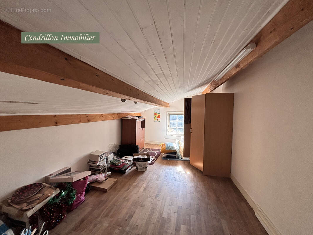 Maison en pierres, 80m2, deux chambres, grand jardin et dépendance. - photo 14