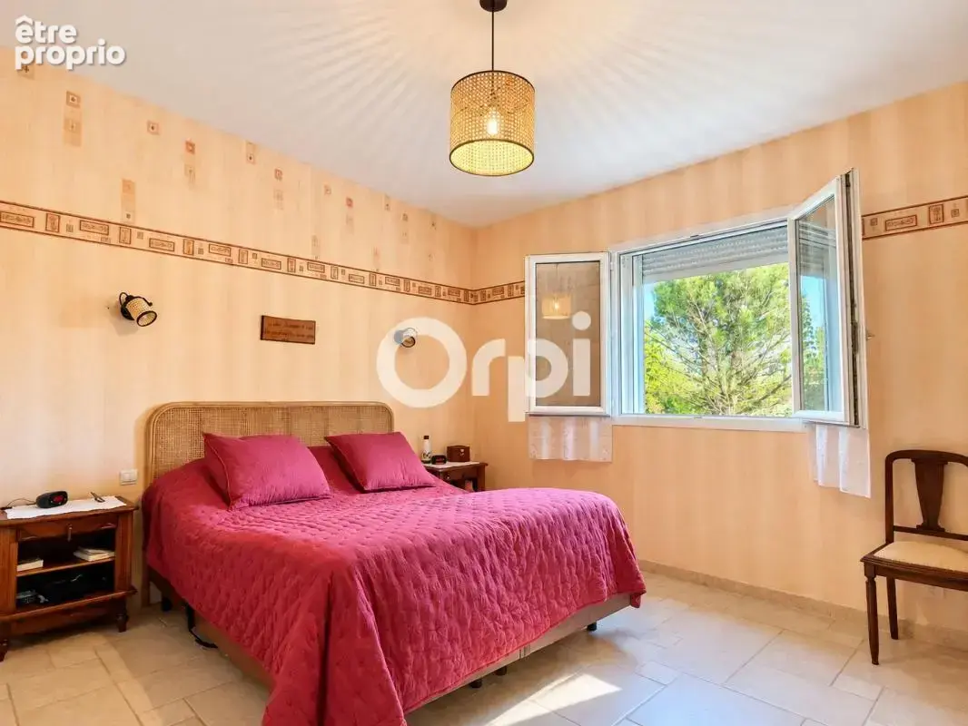 Saint-Christol-lès-Alès – Villa de 247 m² – 6 chambres  Vue Cévennes - photo 13