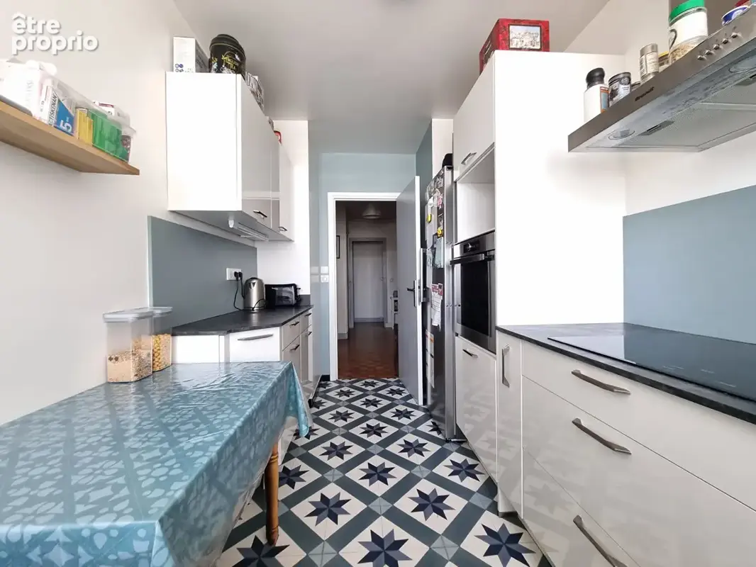 Appartement à FONTENAY-SOUS-BOIS