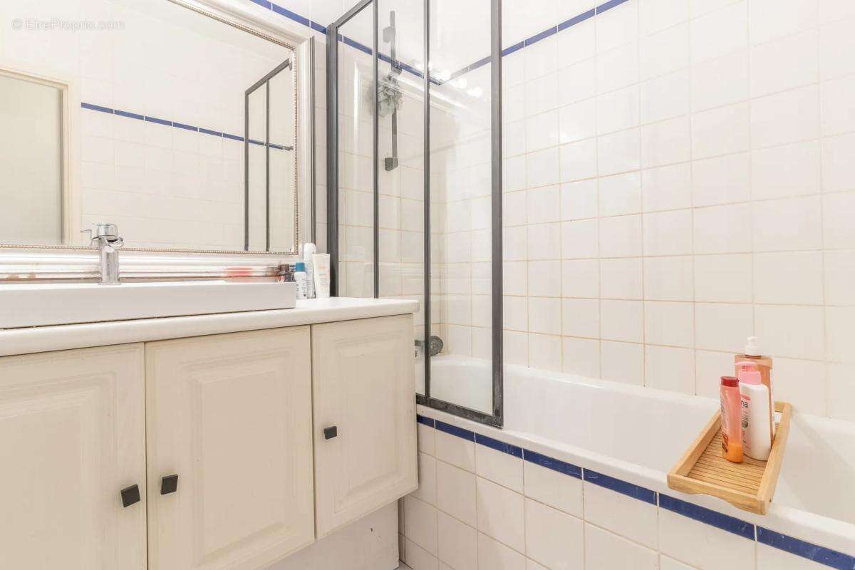 Appartement à LA CELLE-SAINT-CLOUD