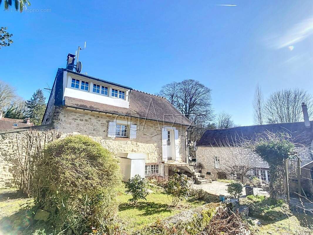 Charme de la pierre pour cette maison au coeur du Parc Naturel - photo 2
