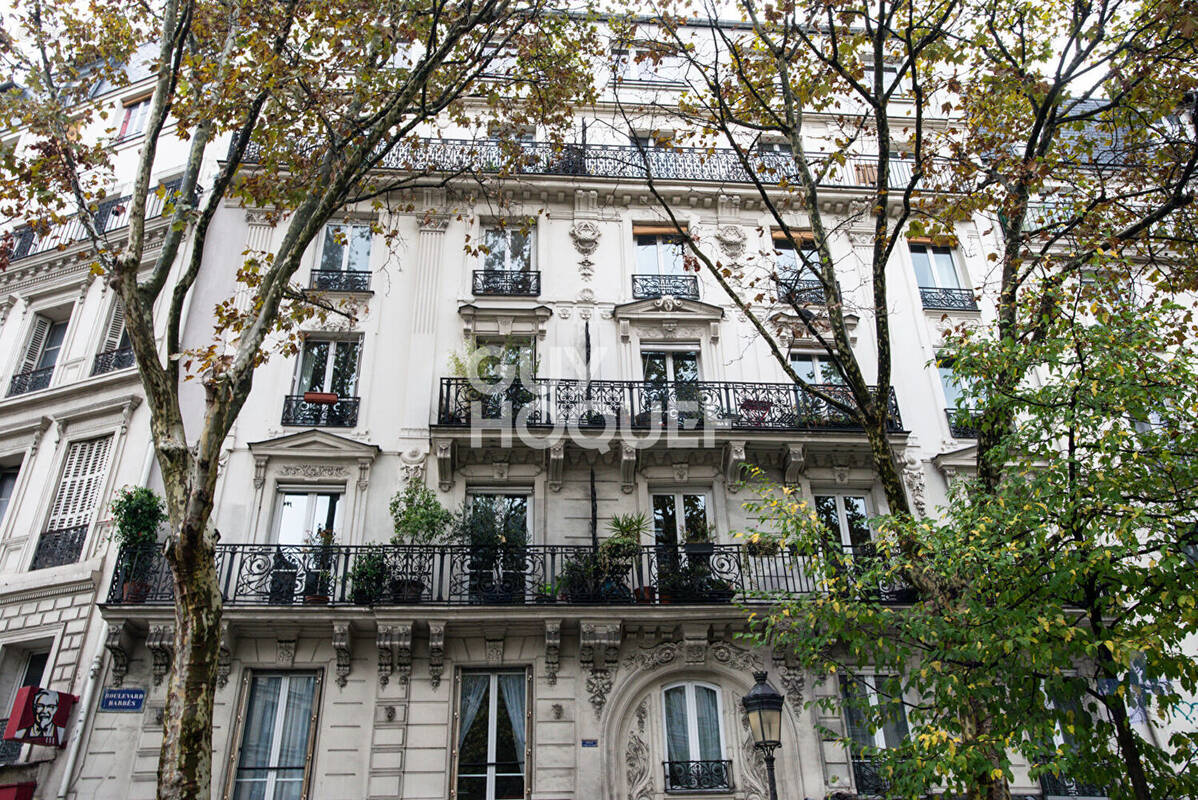 Appartement à PARIS-18E