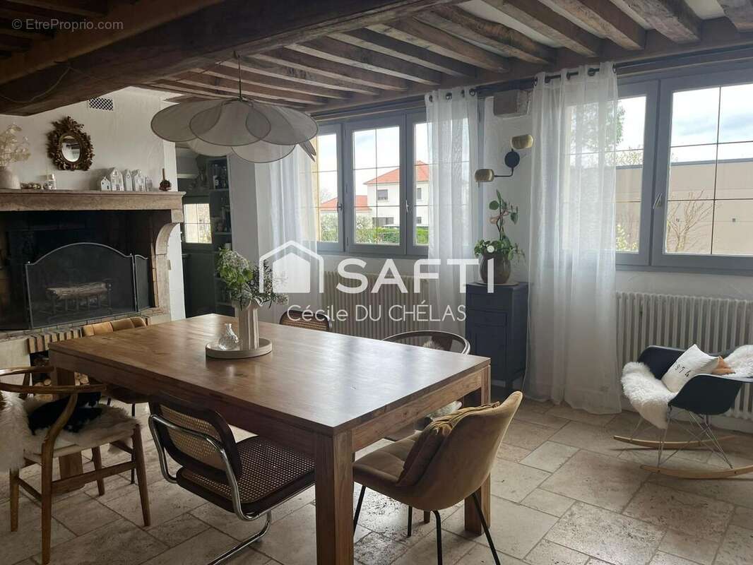 Photo 2 - Maison à LADOIX-SERRIGNY