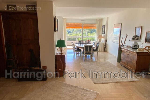 Appartement 90 m² à Marseille-8e  - photo 5