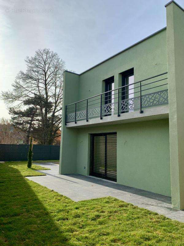 Villa contemporaine avec piscine - photo 11