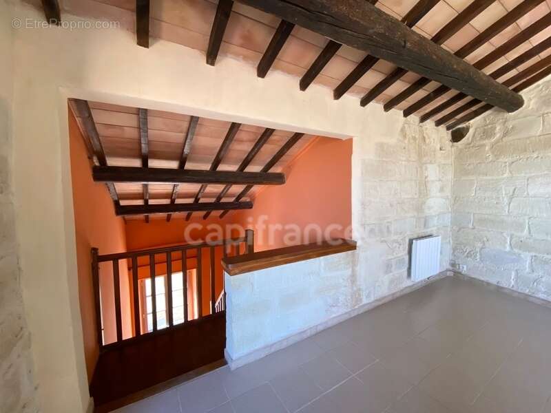 Appartement à UZES