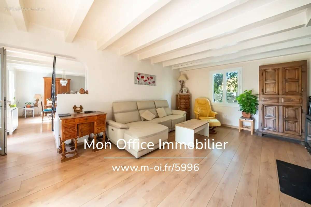 Maison à VENELLES