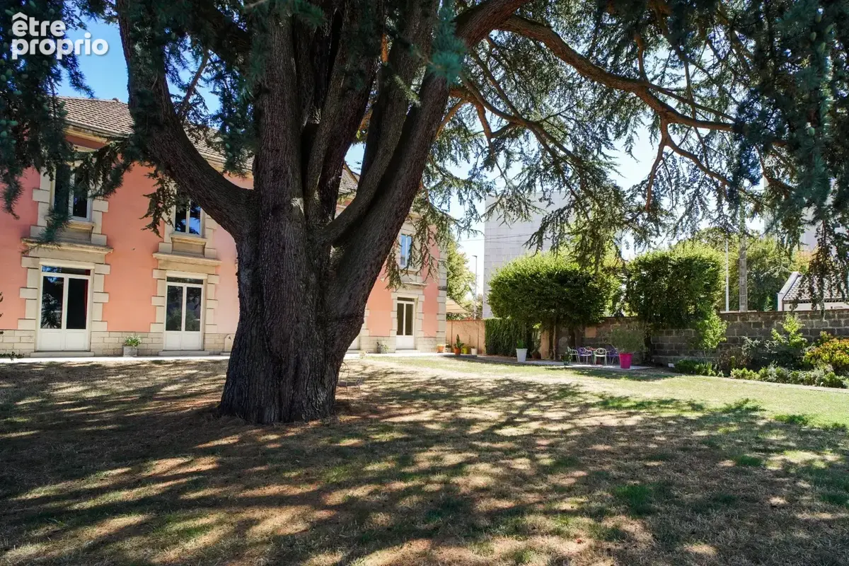 Maison à vendre 10 pièces MACON (71) - photo 2