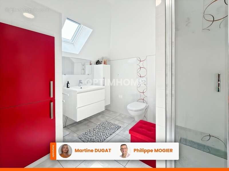 MAGNET (03) – Maison familiale de 185,65 m² habitables – Entièrement rénovée – 4 chambres – 2 grands garages - photo 12