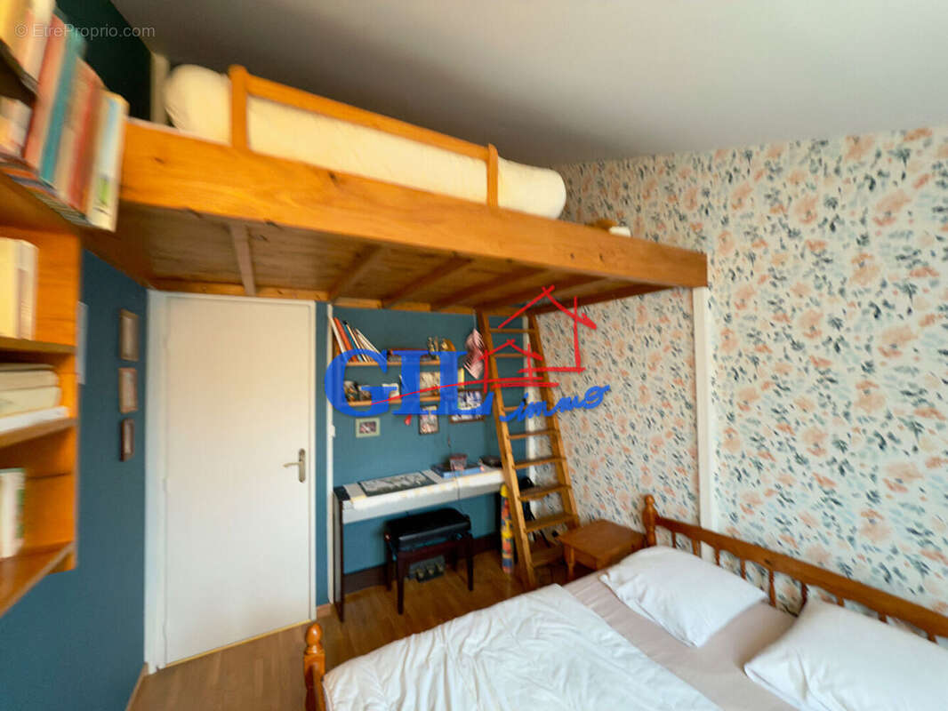 Maison à SAVIGNY-LE-TEMPLE