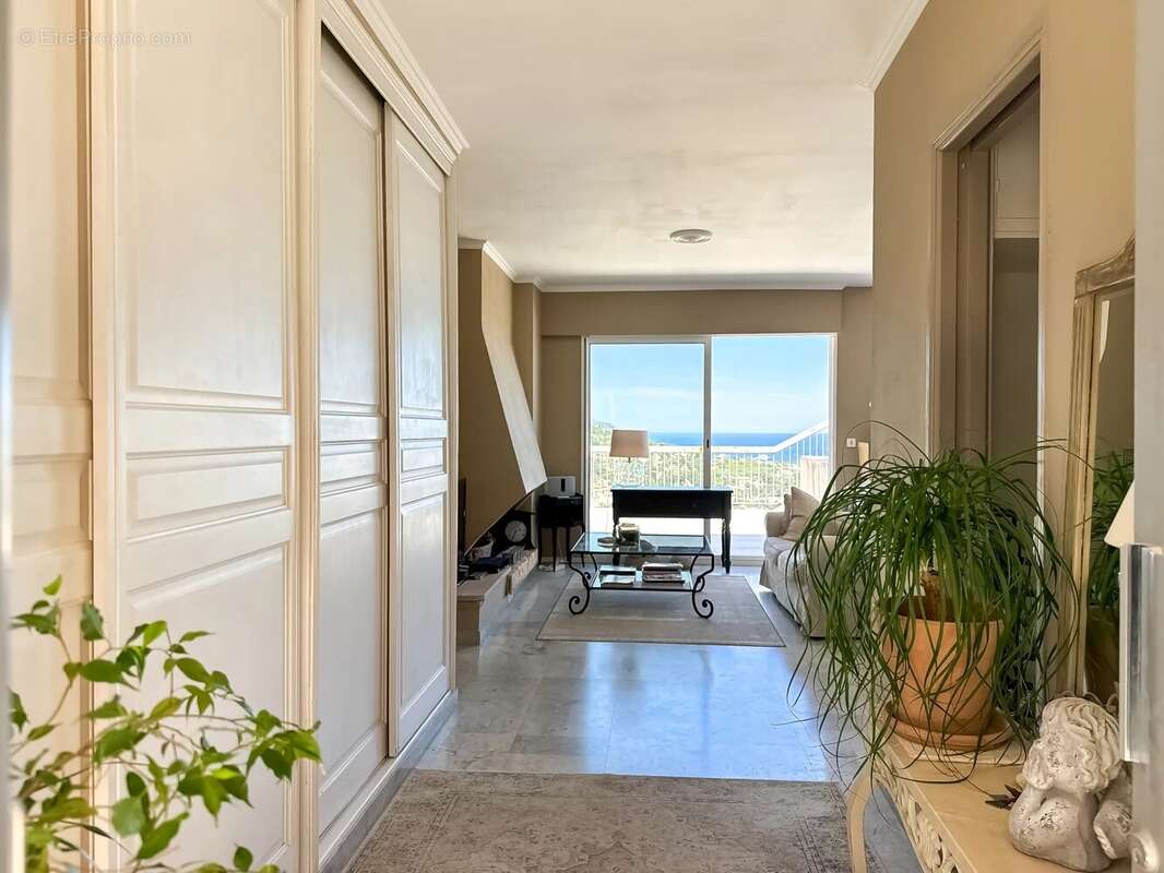Appartement à VILLEFRANCHE-SUR-MER