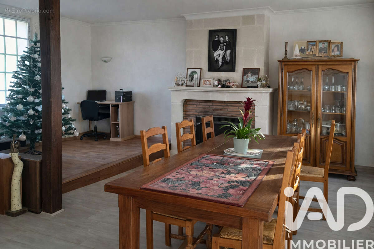 Photo 4 - Maison à VAUDELNAY