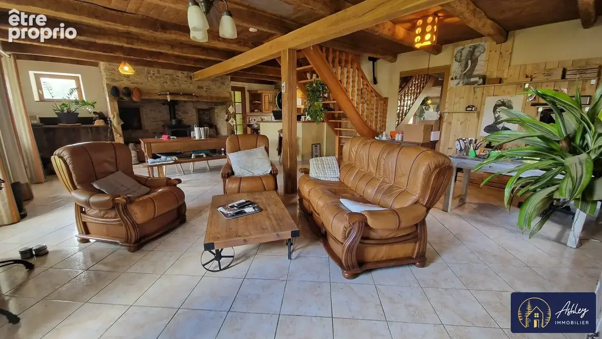 Maison à vendre Soursac 4 pièces